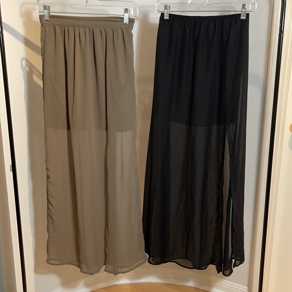 2 PACK 🚨 Flowy Front Slit Maxi Skirt